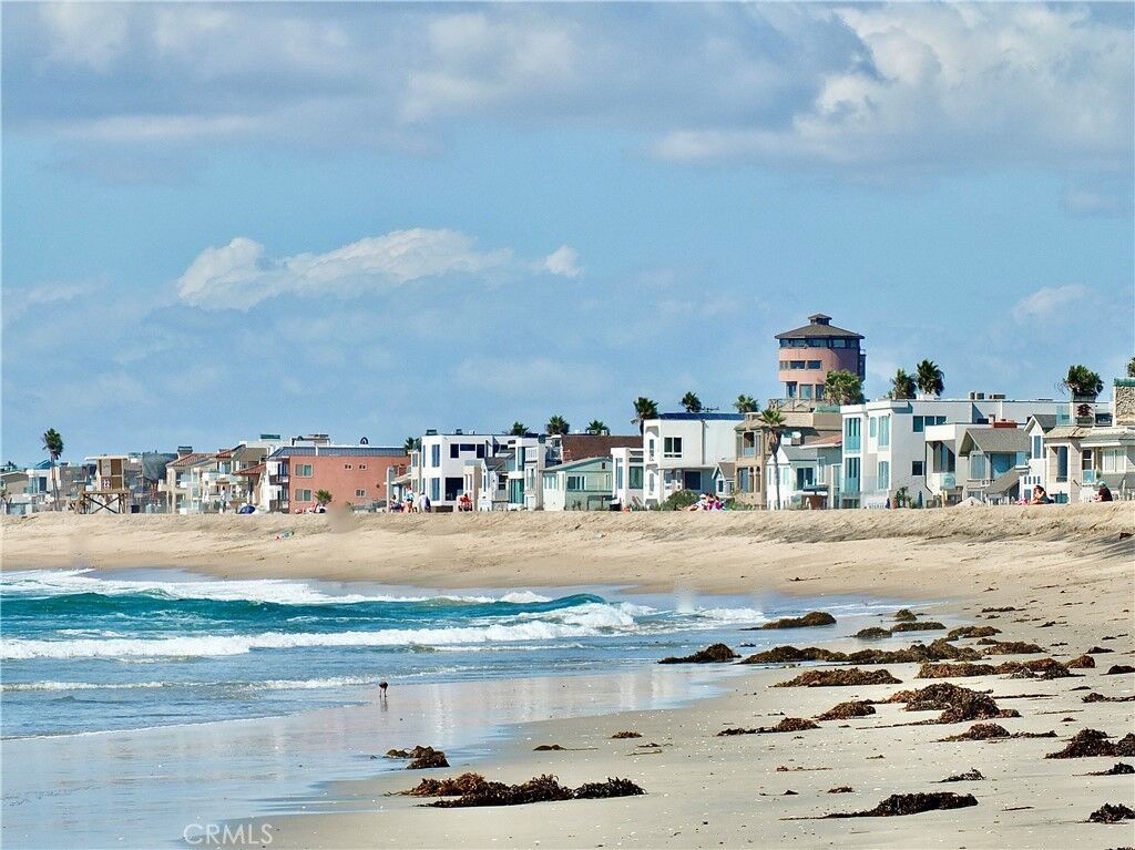 Property Photo:  16765 1/2 S Pacific Avenue  CA 90742 