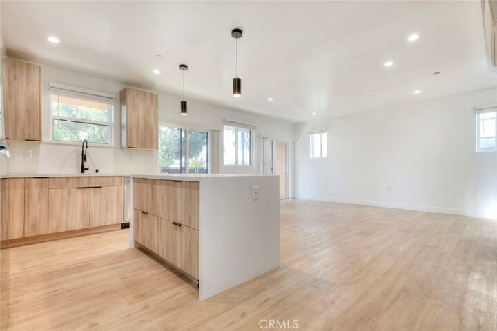 Property Photo:  5648 Cartwright Avenue  CA 91601 