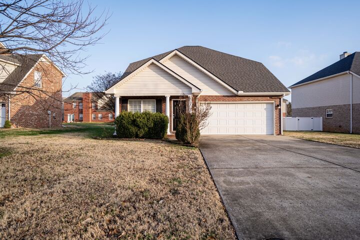 Property Photo: 1214 Timber Creek Dr TN 37128