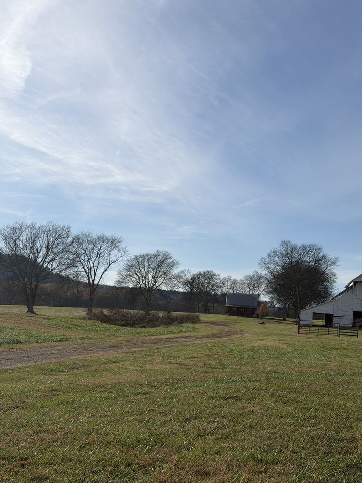 Property Photo:  3138 Richmond Rd  TN 37144 