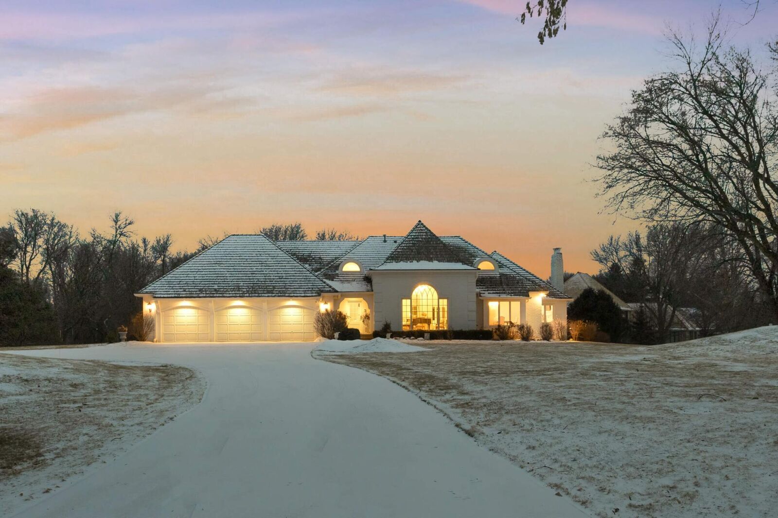 Property Photo:  2255 French Creek Circle  MN 55391 