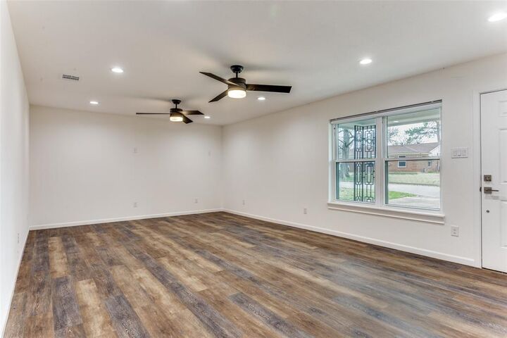 Property Photo:  5828 Westhaven Drive  TX 76132 