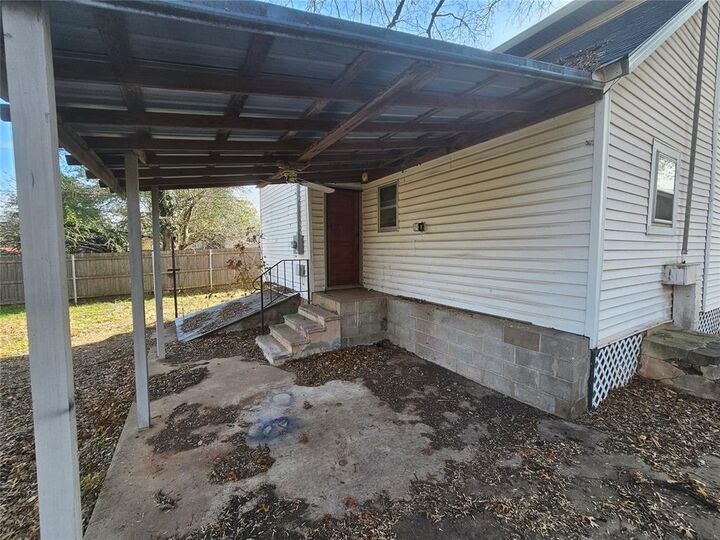 Property Photo:  311 E Jefferson Street  OK 74873 