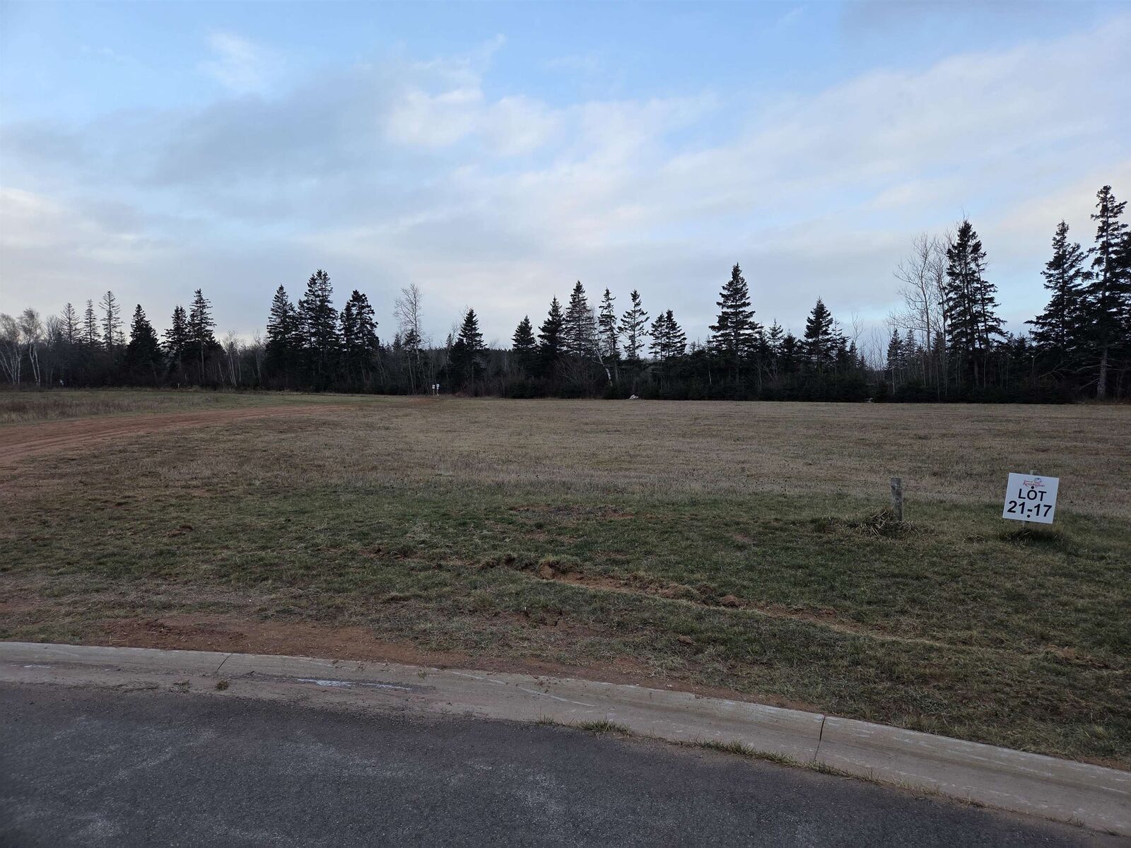 Property Photo:  21-30 Ingham Drive  PE C0B 1M0 