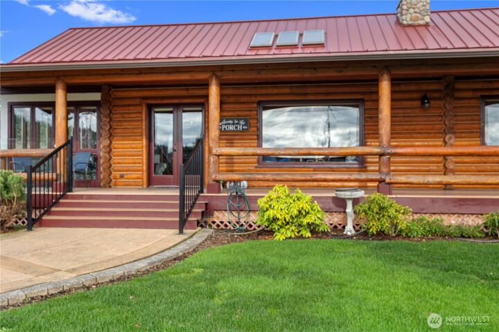 Property Photo:  169  David Street  WA 98282 