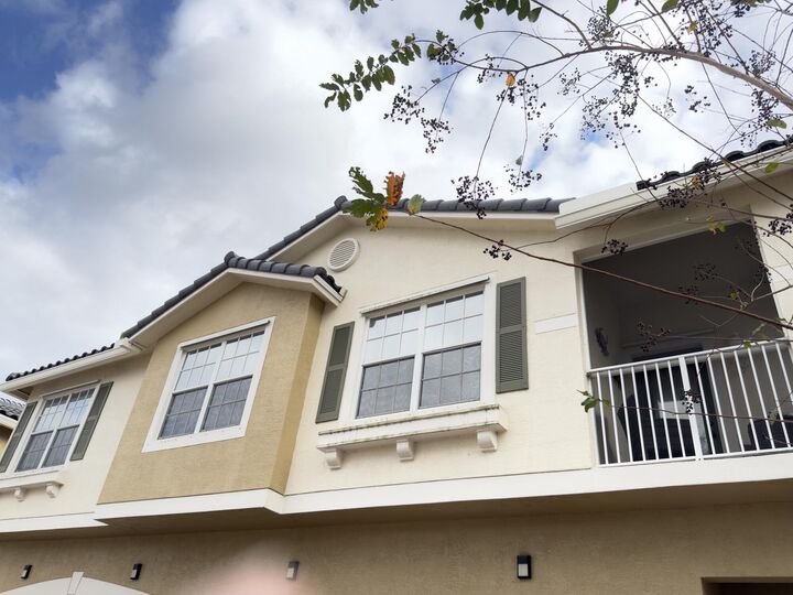 Property Photo: 1560 SE Wilshire Place 203 FL 34994