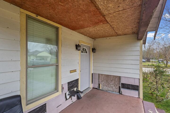 Property Photo:  2148 12th St  TX 77640 