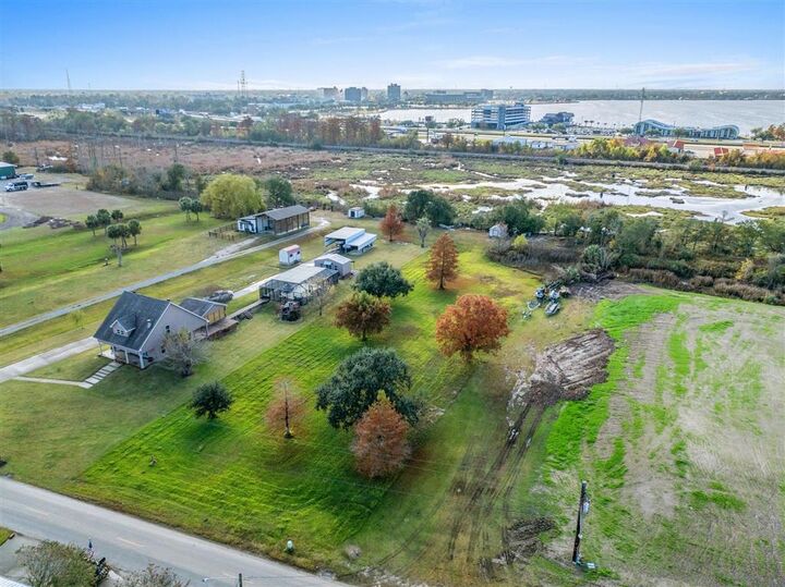 Property Photo:  0 River Road  LA 70601 