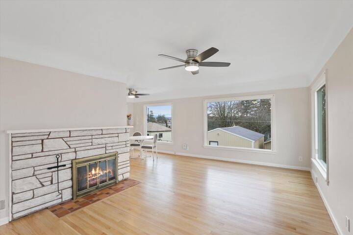 Property Photo:  2321 W Dalton Ave  WA 99205 