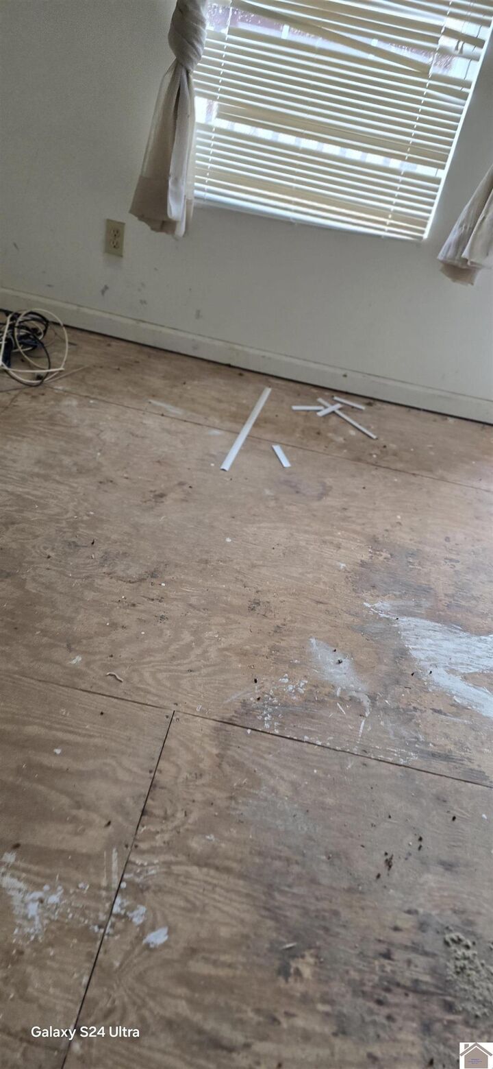 Property Photo:  958 Axel Creek Rd  KY 42064 