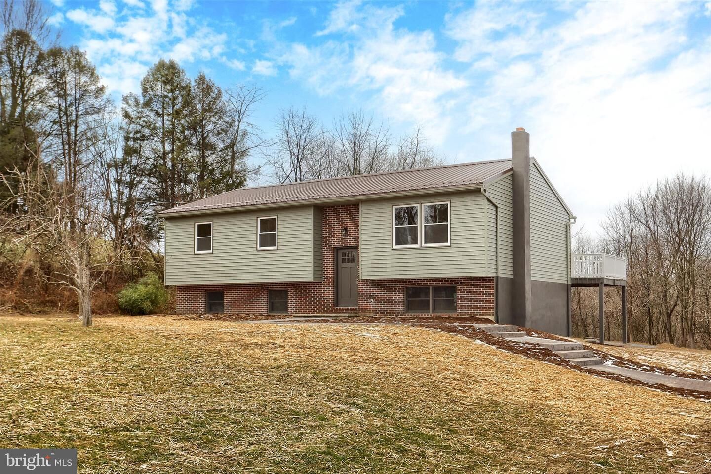 Property Photo:  606 S Crawford Road  PA 17036 