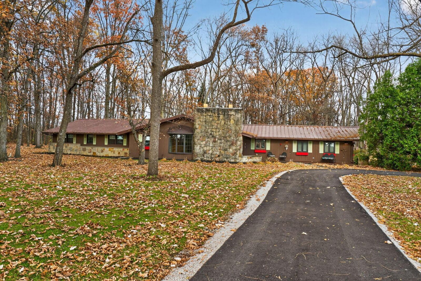 Property Photo:  910 Lawrence Road  OH 43314 