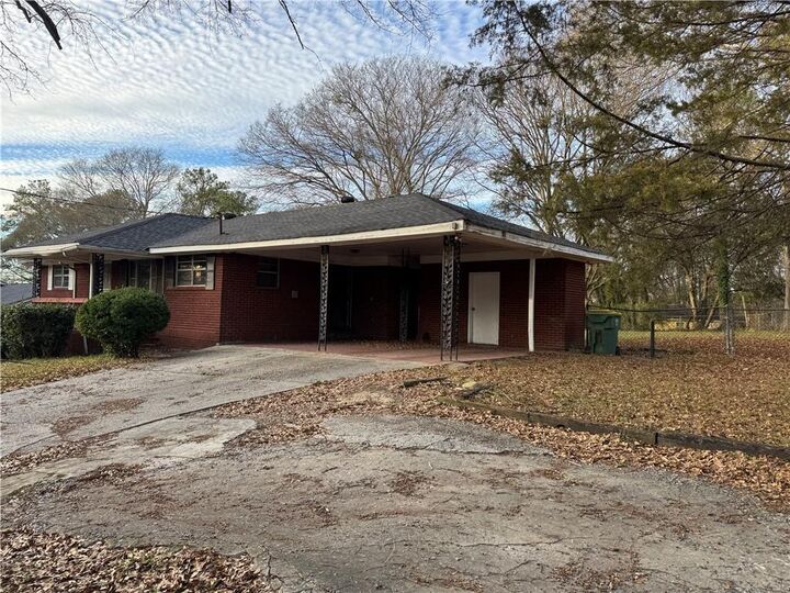 Property Photo:  556 Lamar Drive  GA 30297 