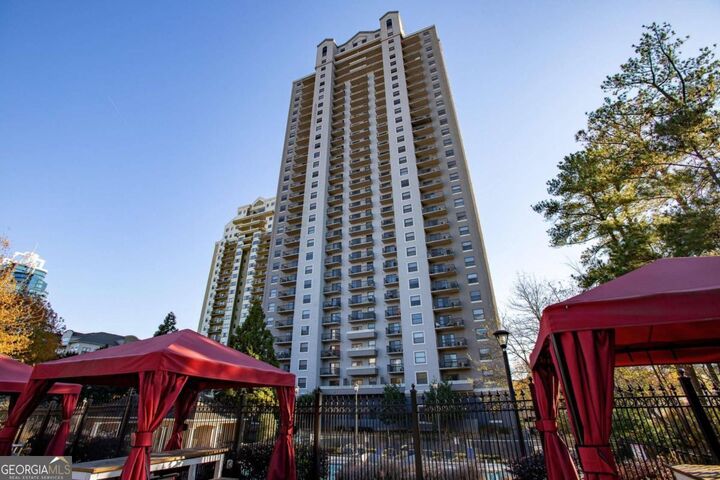 Property Photo: 795 Hammond Drive 209 GA 30328