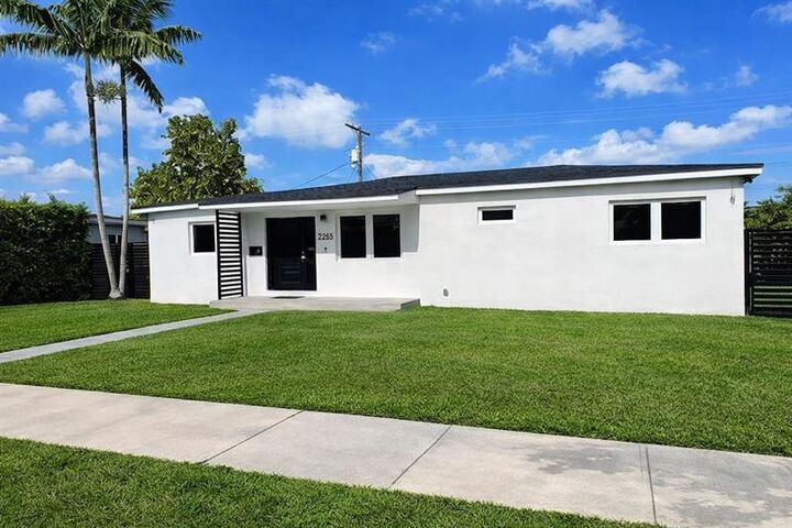 Property Photo:  7825 SW 35th Ter  FL 33155 