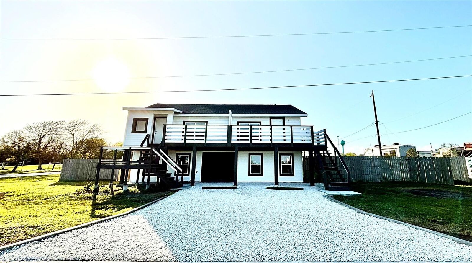 Property Photo:  4406 Helen Street  TX 77563 