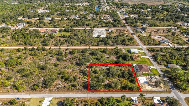 Property Photo:  904 Lake Avenue  FL 33972 