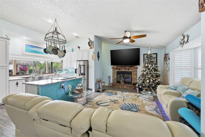 Property Photo: 320 SW Majestic Terrace FL 34984