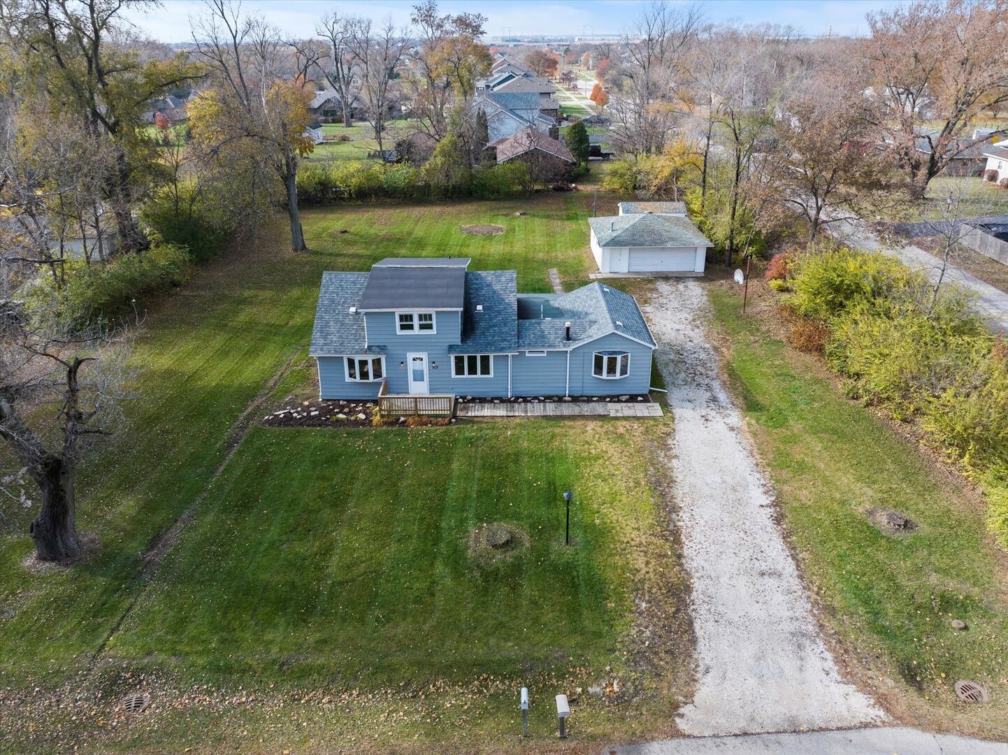 Property Photo:  913 Ogden Road  IL 60451 