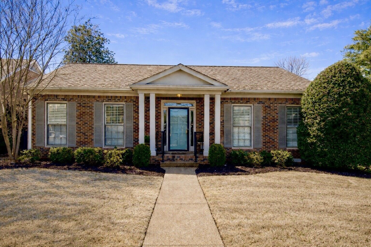 Property Photo:  105 Longwood Pl  TN 37215 