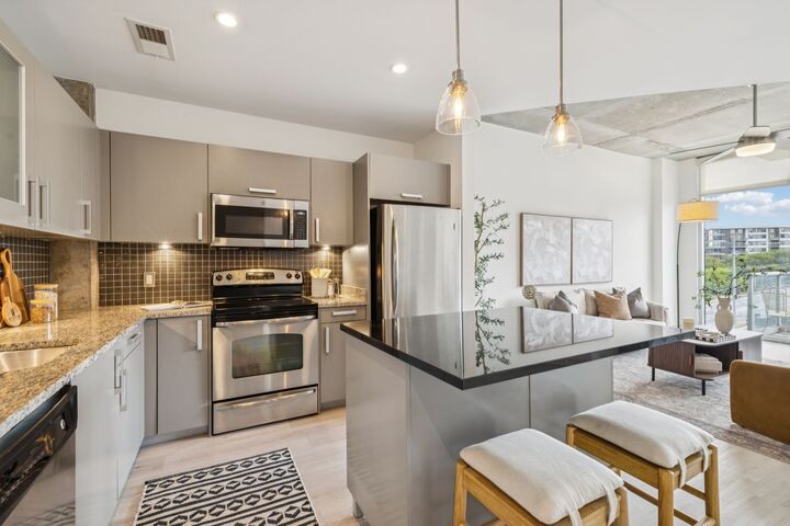 Property Photo:  600 12th Ave S 627  TN 37203 