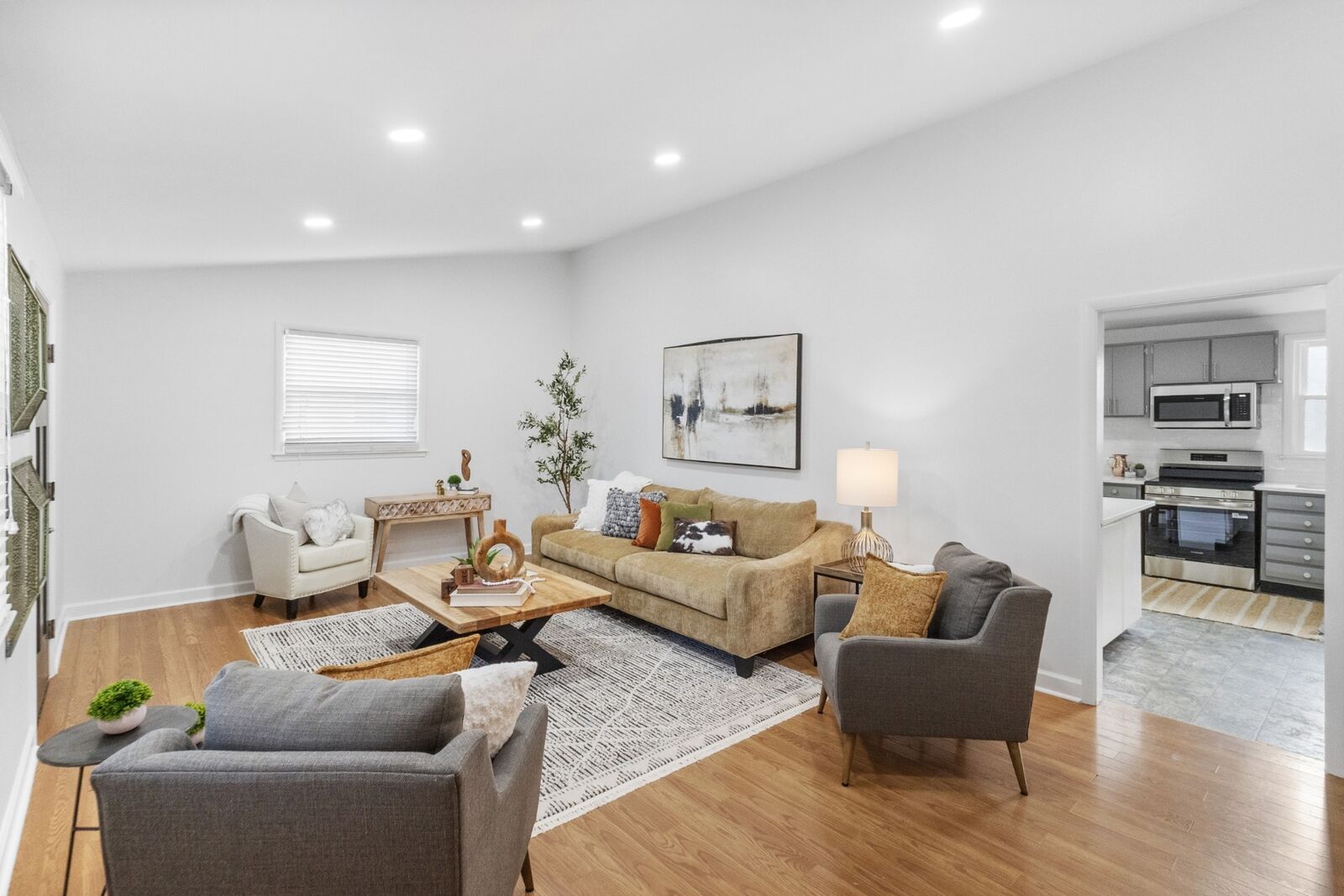 Property Photo:  2437 Fairbrook Dr  TN 37214 