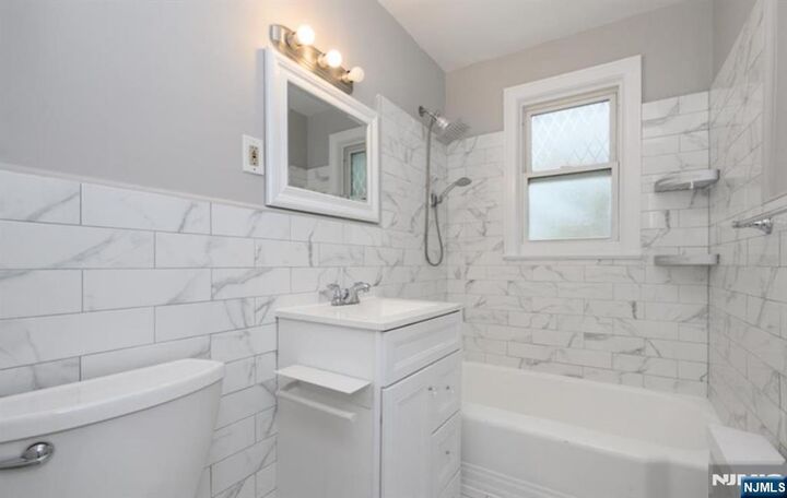 Property Photo:  140 Englewood A4  NJ 07666 