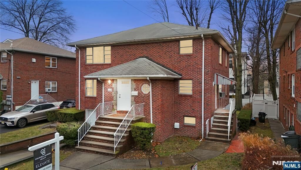 Property Photo:  1225 Inwood Terrace  NJ 07024 