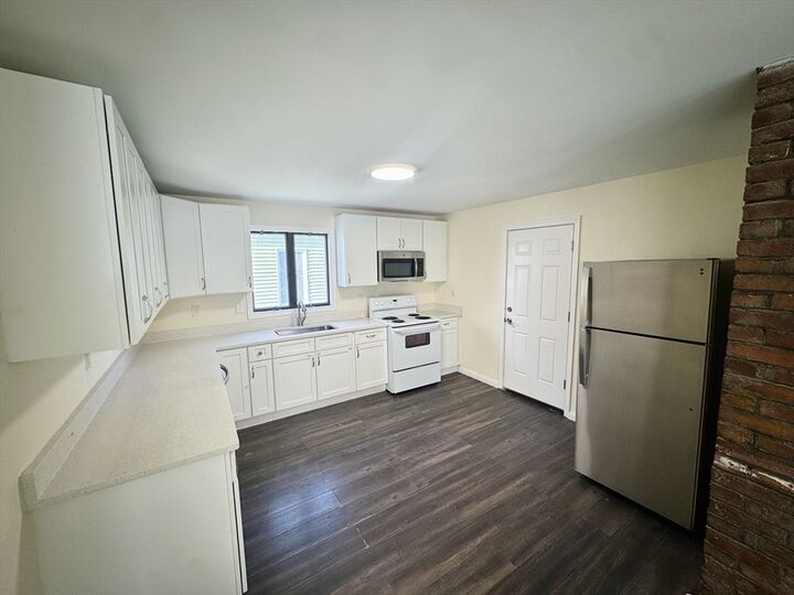 Property Photo:  55 Myrtle St 2  MA 02149 