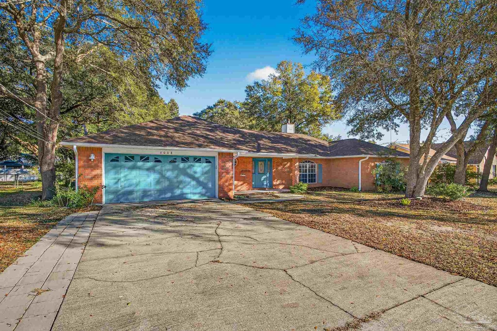 Property Photo:  6008 Badger Rd  FL 32570 