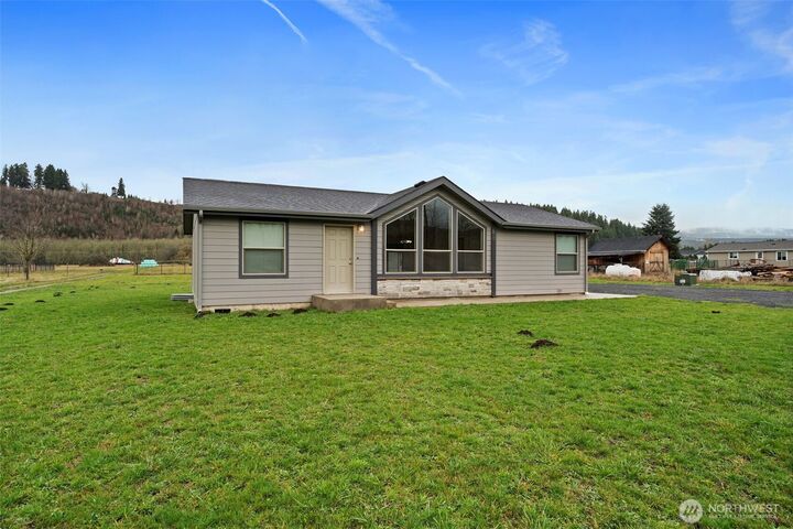 Property Photo: 216 Mossyrock Rd West WA 98564