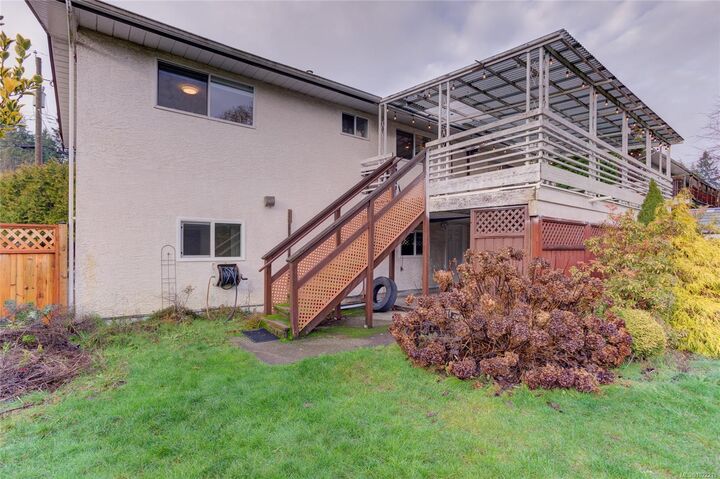 Property Photo: 5795 Valleyview Rd BC V9L 4Z6