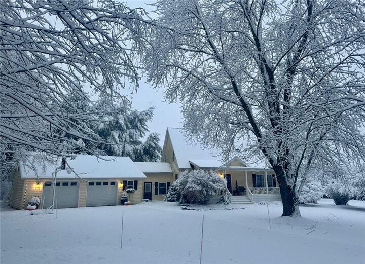 Property Photo:  363 Munson Road  NY 13073 