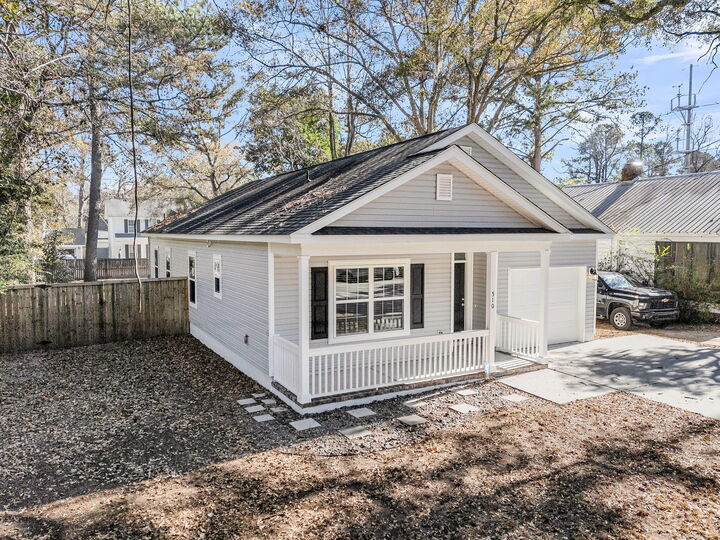 Property Photo:  510 Stinson Drive  SC 29407 