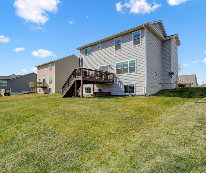 Property Photo: 5312 Rowling Drive IA 50014