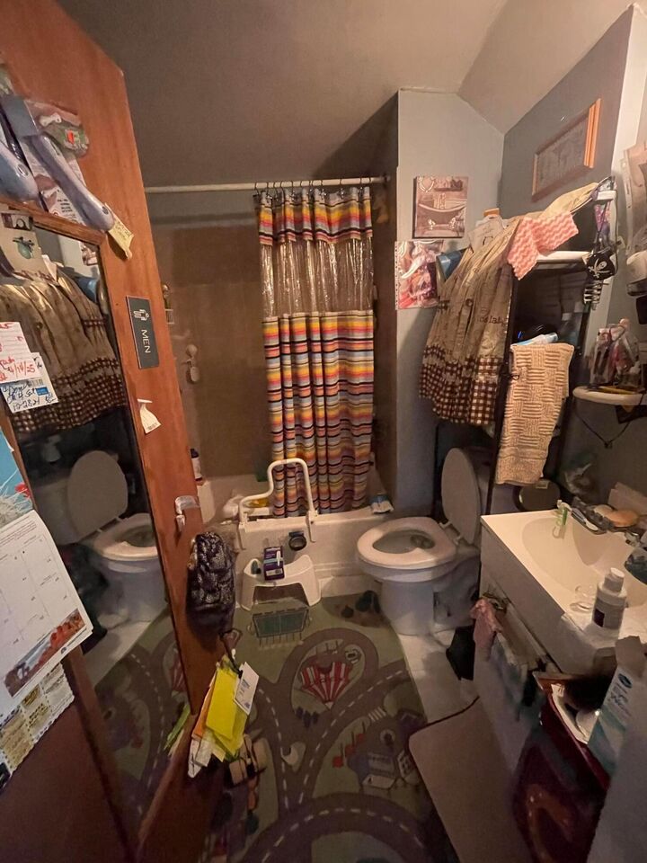 Property Photo:  426 S Eureka Avenue  OH 43204 