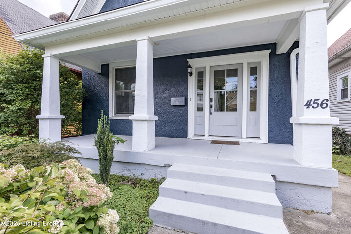 Property Photo:  456 E Lee St  KY 40217 