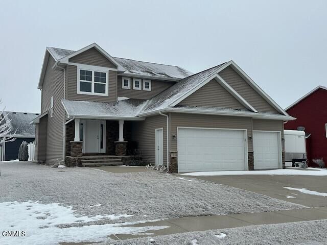 Property Photo:  1218 Salmon Street  ND 58503 