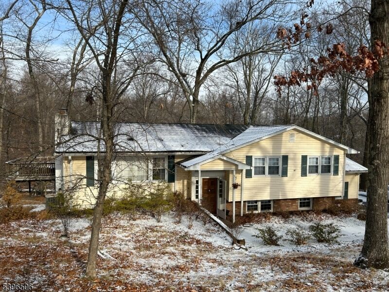 Property Photo:  4 Brookside Ter  NJ 08822 