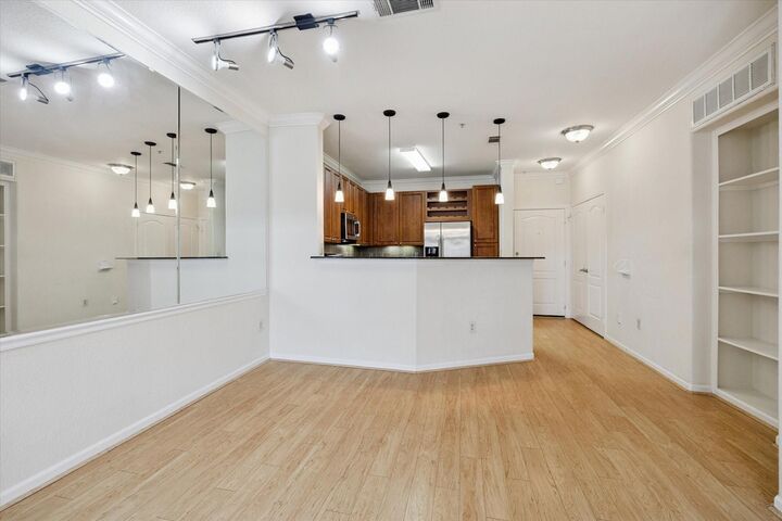 Property Photo:  1711 Old Spanish Trail 440  TX 77054 