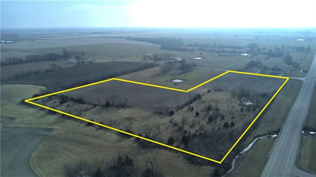 Property Photo:  2709 Rock Creek Road  KS 66067 