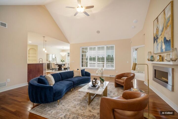 Property Photo:  1348 W Stillwater Cir  WI 53092 