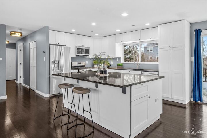 Property Photo:  632 Sheffield Lane  IL 60440 