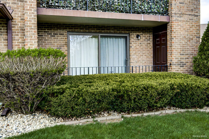 Property Photo:  7932 Paxton Avenue 1B  IL 60477 