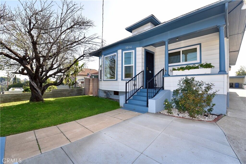 Property Photo: 3216 Eagle CA 90063