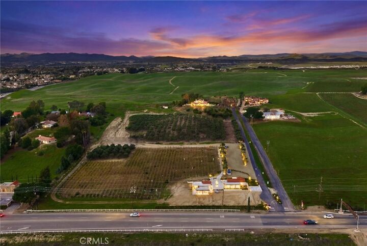 Property Photo:  41309 Avenida Biona  CA 92591 