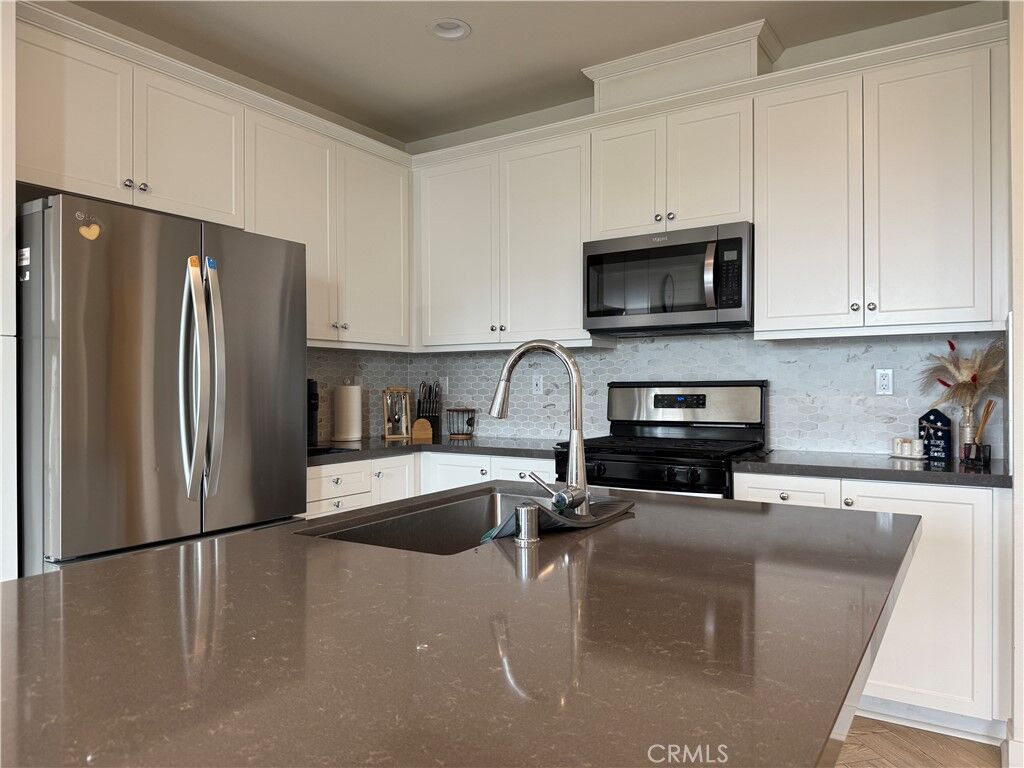 Property Photo: 4096 E Peony Paseo 23 CA 91761