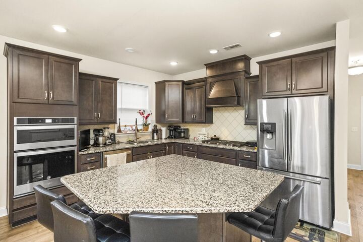 Property Photo: 103 Wynfield Blvd TN 37122