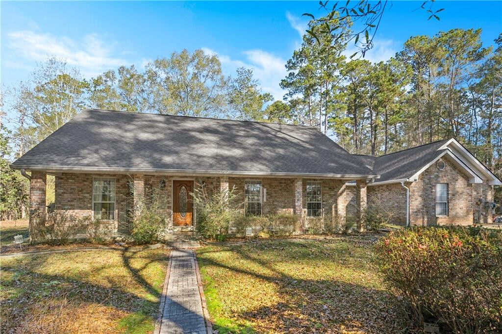 Property Photo:  55 Begonia Drive  LA 70433 