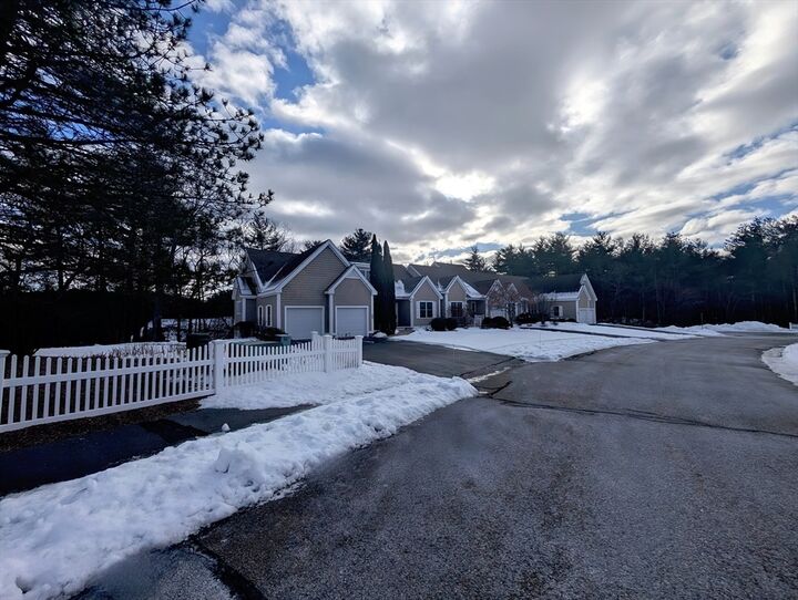 Property Photo:  22 Highland Rd 22  MA 01886 
